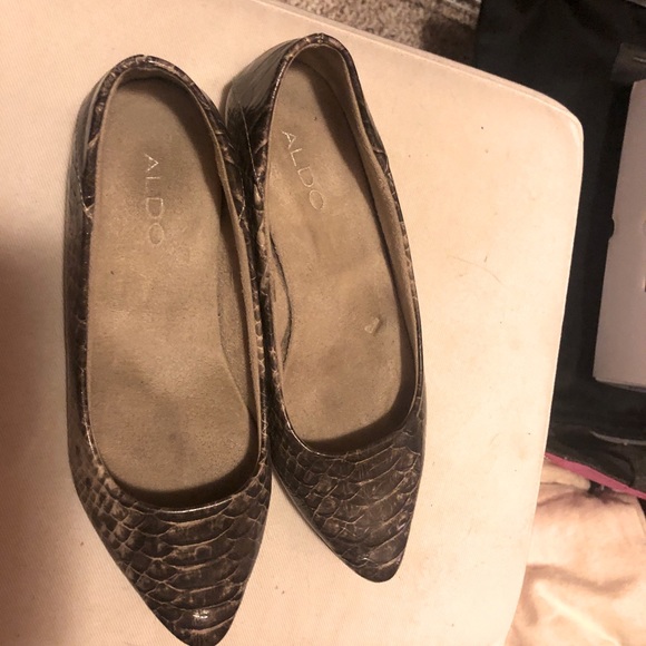 GUC “snake” embossed heels from Aldo. - Picture 1 of 4